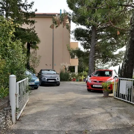 Appartement Visnja *