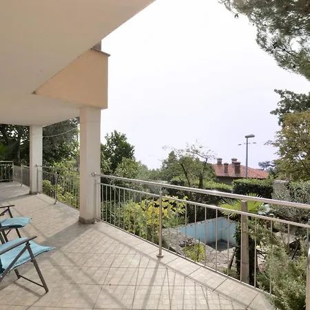 Appartement Visnja *